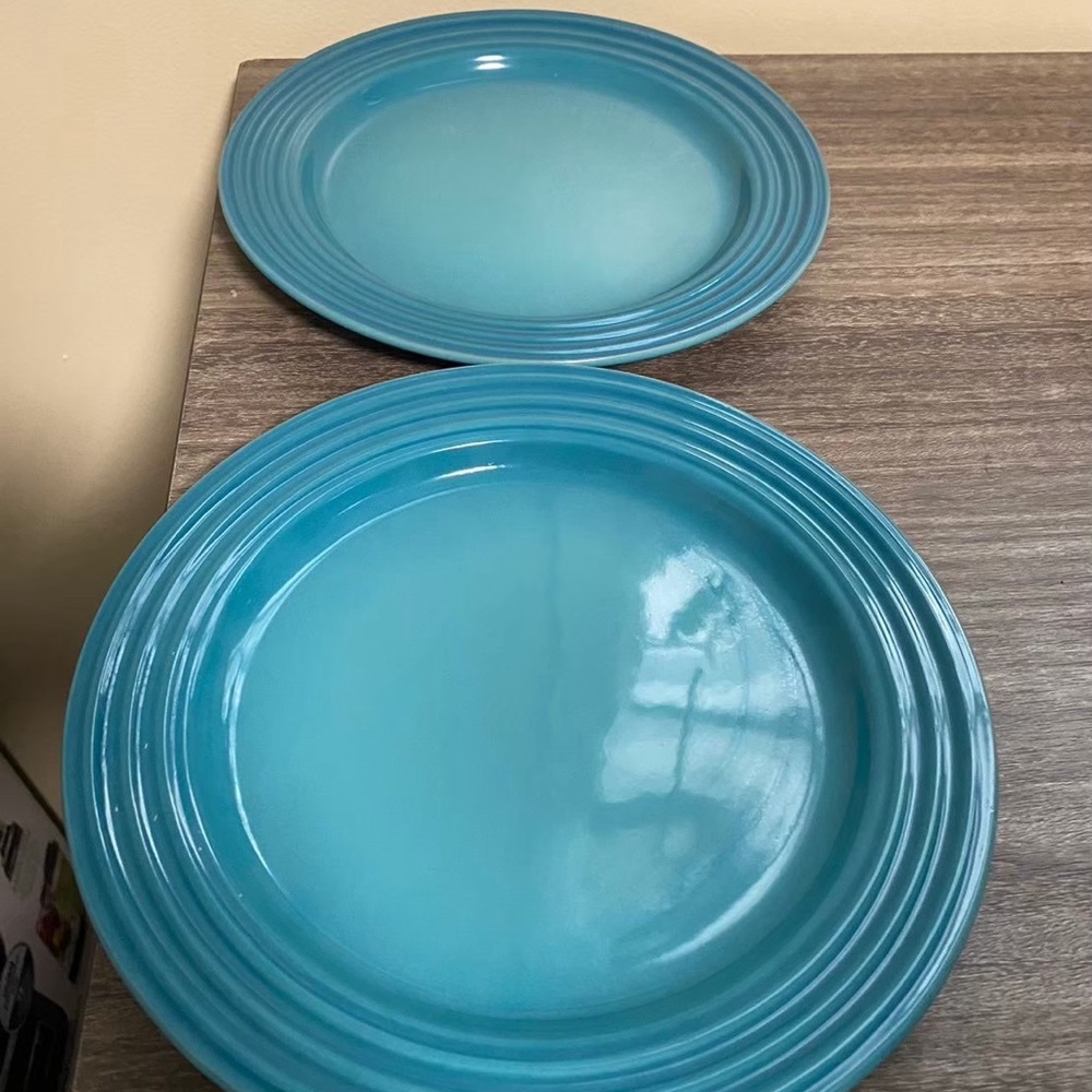 2 Brand New Le Creuset Salad Plates, Caribbean